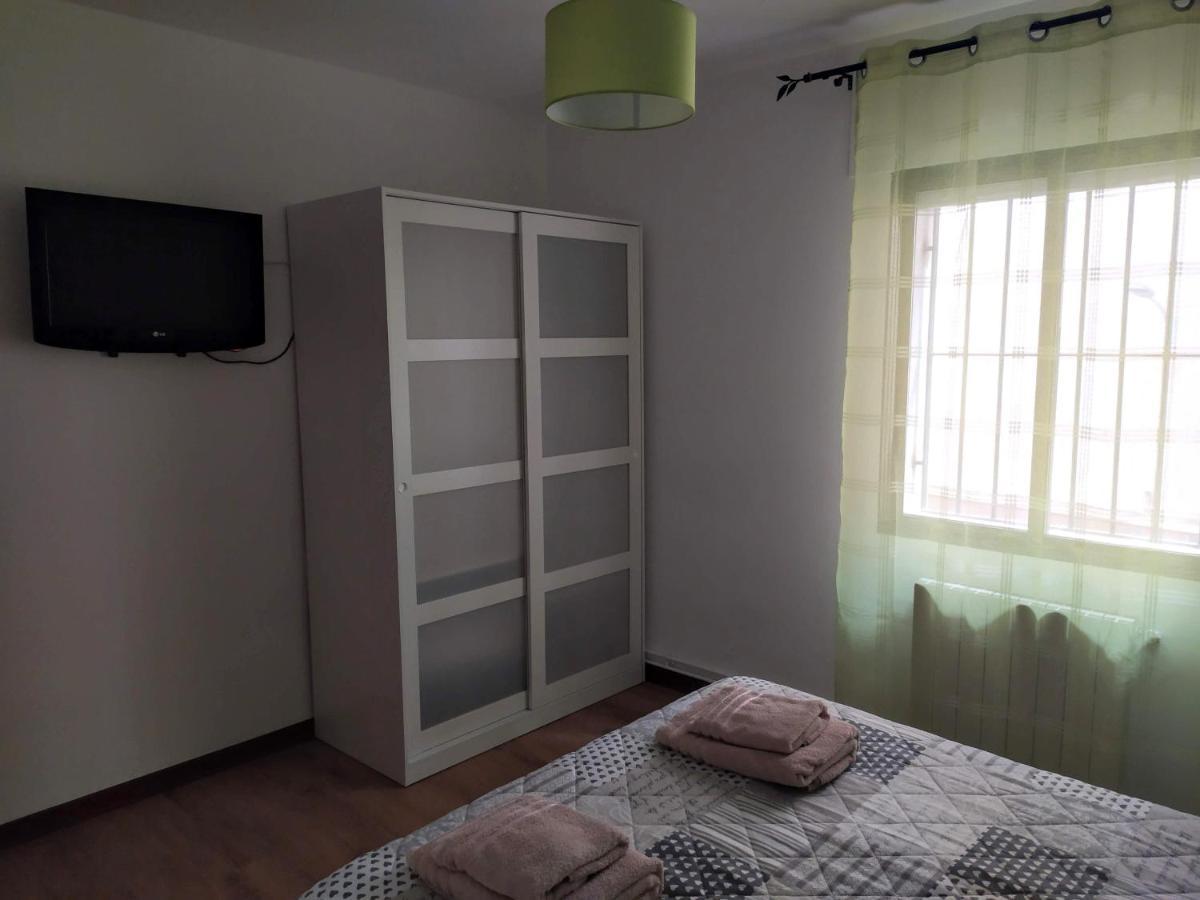 Vivienda De Uso Turistico Ramos 2 Apartment Cuenca  Luaran gambar